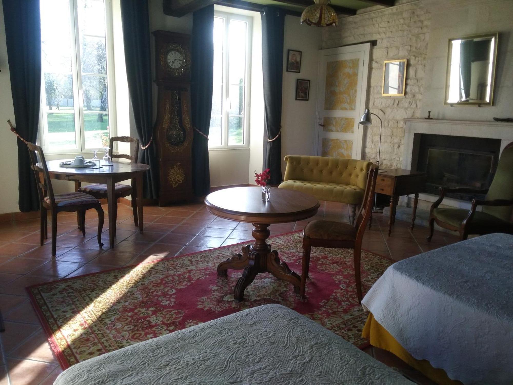 Le Logis De Vallans エクステリア 写真